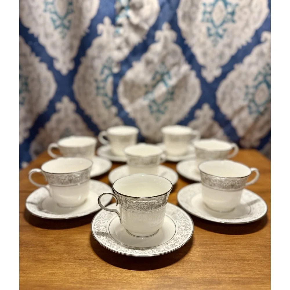 16‎ piece Noritake Canterbury Teacup & Saucer Grey Blue Floral Platinum Trim VTG